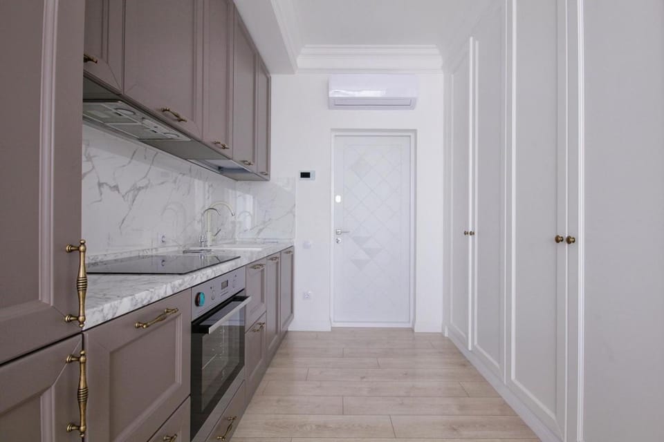 L Panoramic sea view 1 BR luxury Arcadia apartament Apartment in Odessa