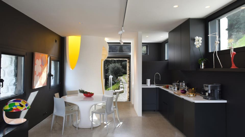 VILLETTA FARFALLINA "The unique property in the world with an openable roof" House in Lucca