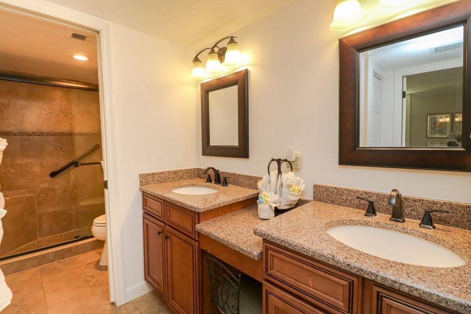 Sand Dollar 1-105 House in Crescent Beach