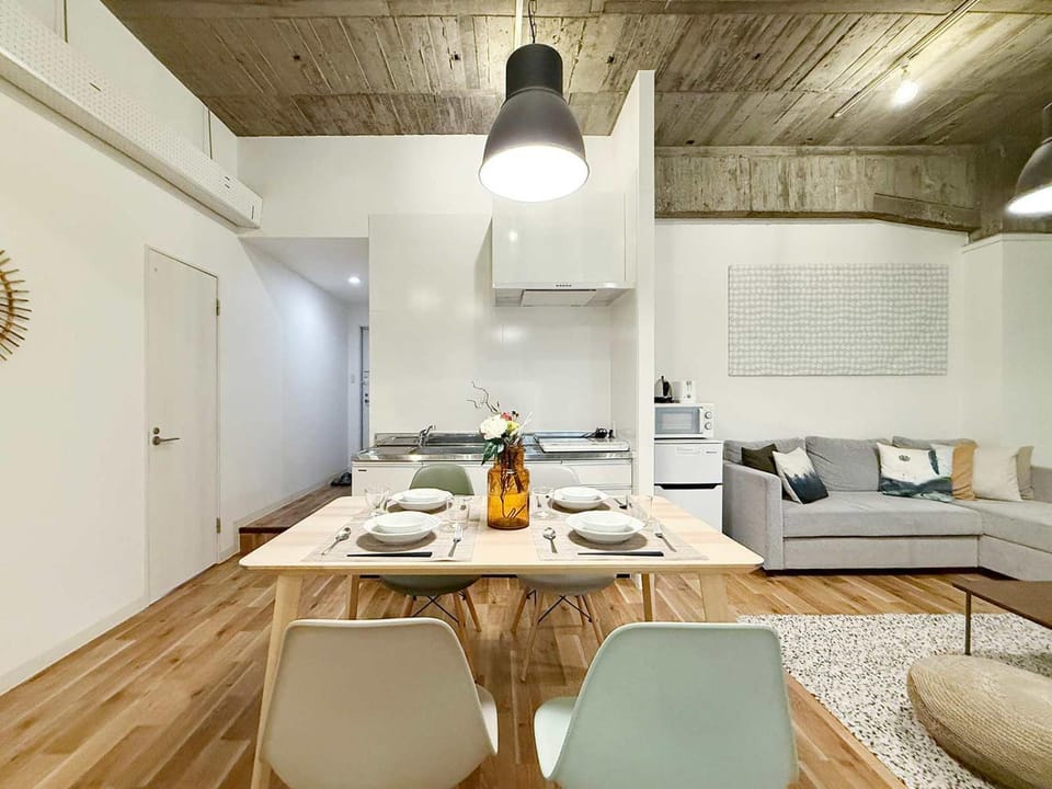 b hotel Nikke - 1BR Apt for 10ppl near Hondori Shopping Apartment in Hiroshima