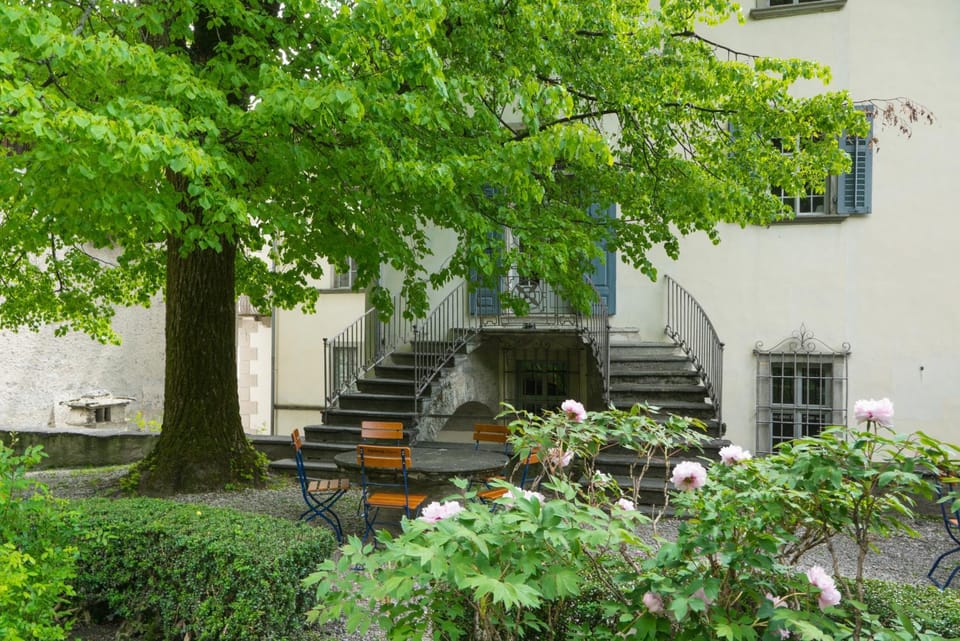 Restaurant/places to eat, Garden