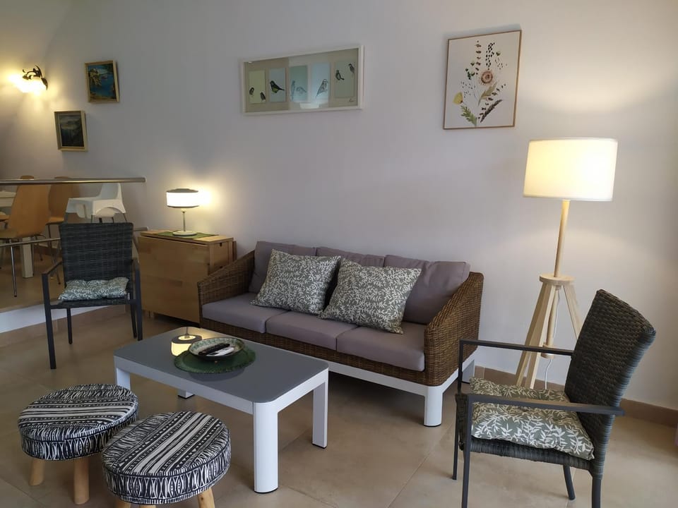 Sea frontline Apartment 'Charo' Pool and Wifi Apartment in Cala Ferrera