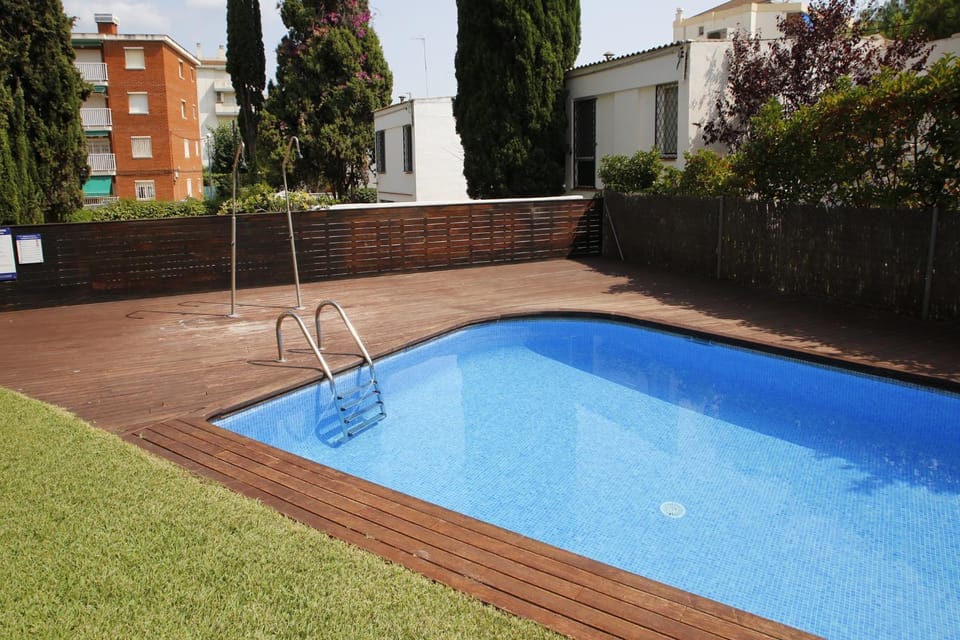 AT117 Planta baja con piscina, airco y a unos pasos de la playa Apartment in Torredembarra