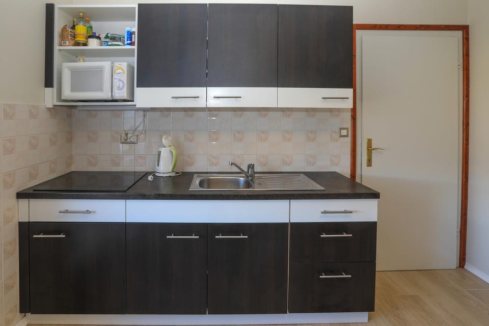 Communal kitchen