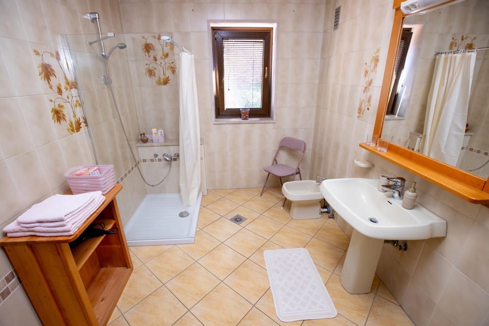 Guesthouse Sanabor Bed and Breakfast in Slovenia