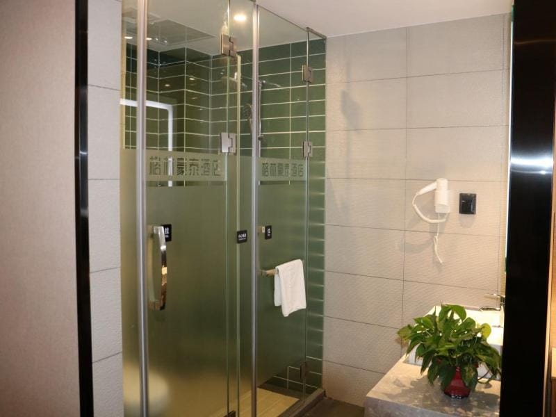 GreenTree Inn Hengshui Jingtai Avenue Hotel in China