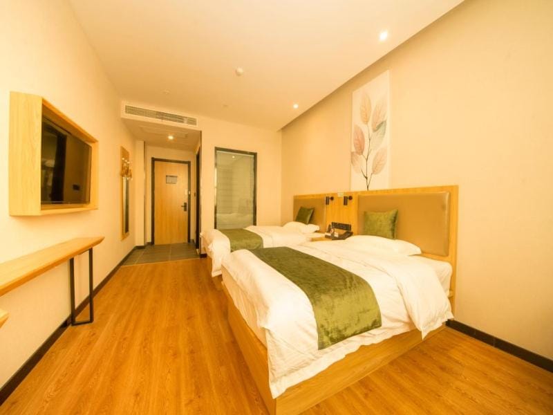 GreenTree Inn Nanjing Lukou Airport Hotel in Nanjing