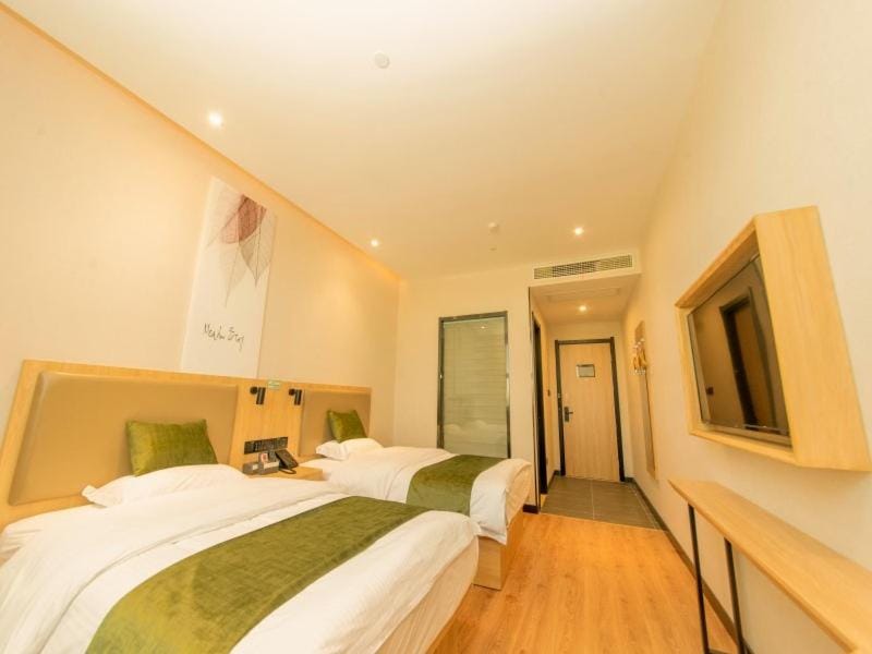 GreenTree Inn Nanjing Lukou Airport Hotel in Nanjing