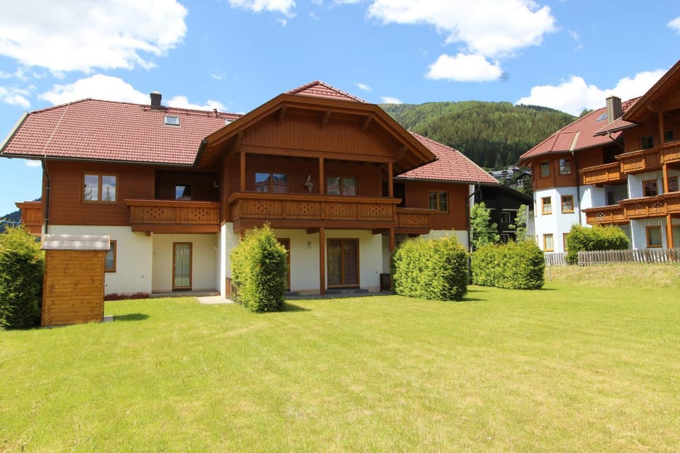 FeWo KITZ - Ski-to-door Apartment Apartment in Carinthia, Austria