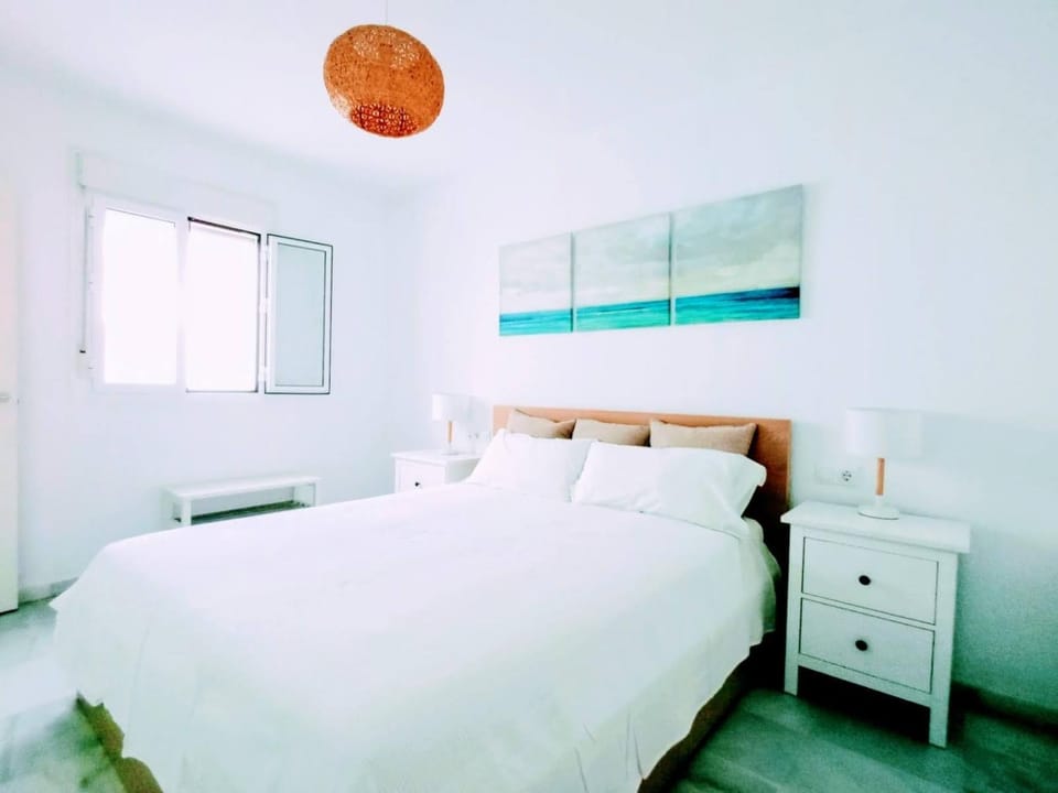 GARUM, luminoso apartamento con parking y patio privado Apartment in Conil de la Frontera