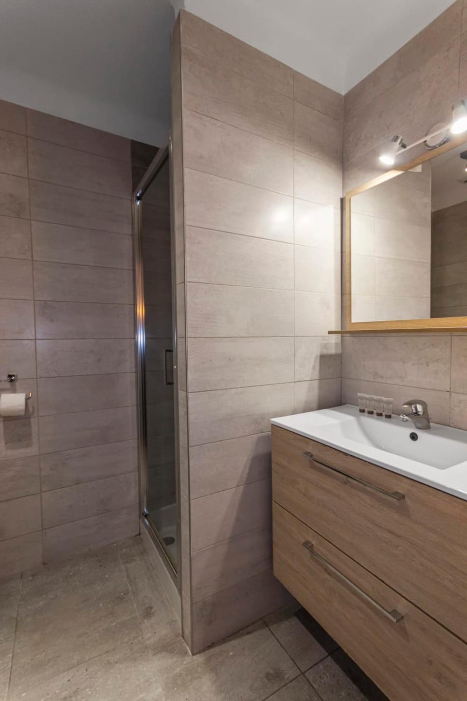 Le Carnot - HYPERCENTRE - Cosy & Climatisation Apartment in Cannes