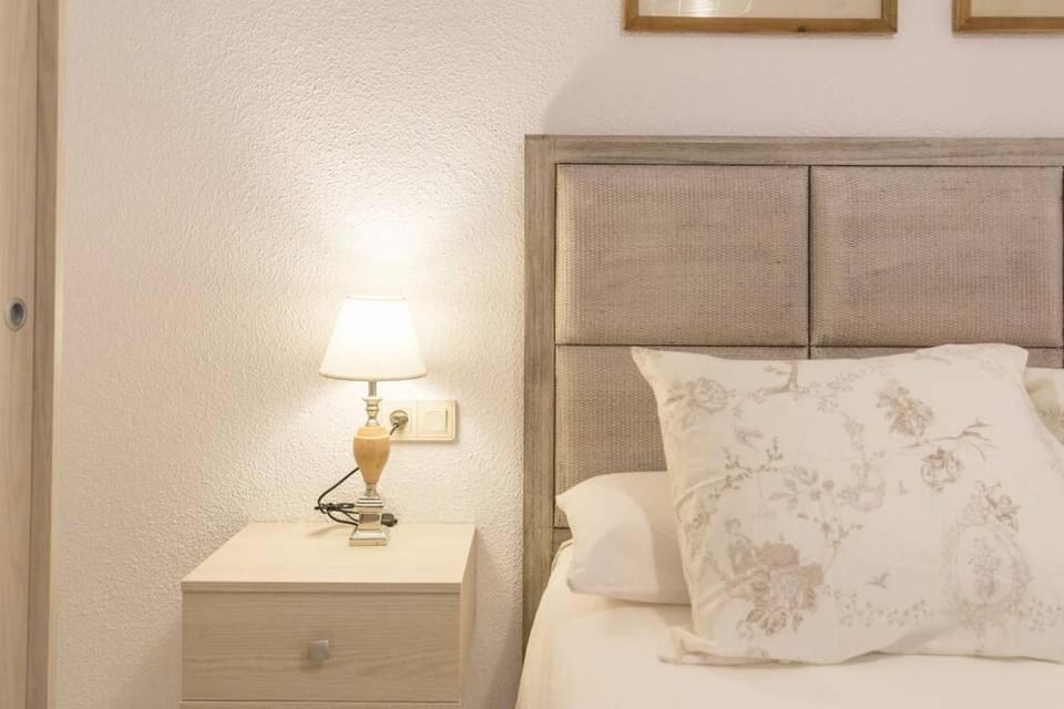 TGH/ Málaga Centro Carretería Apartment in Malaga