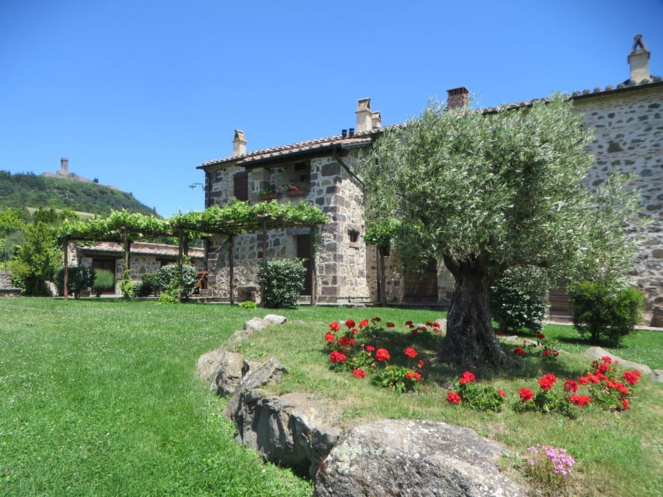 Appartamento Melograno in casale con piscina - Val d'Orcia Apartment in Tuscany