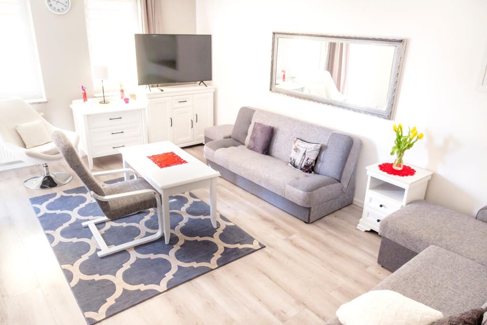 TV and multimedia, Seating area