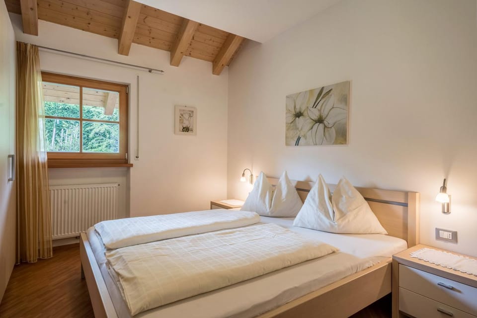 Property building, Living room, Bedroom