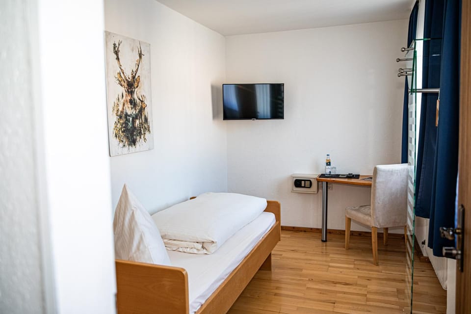 TV and multimedia, Bedroom