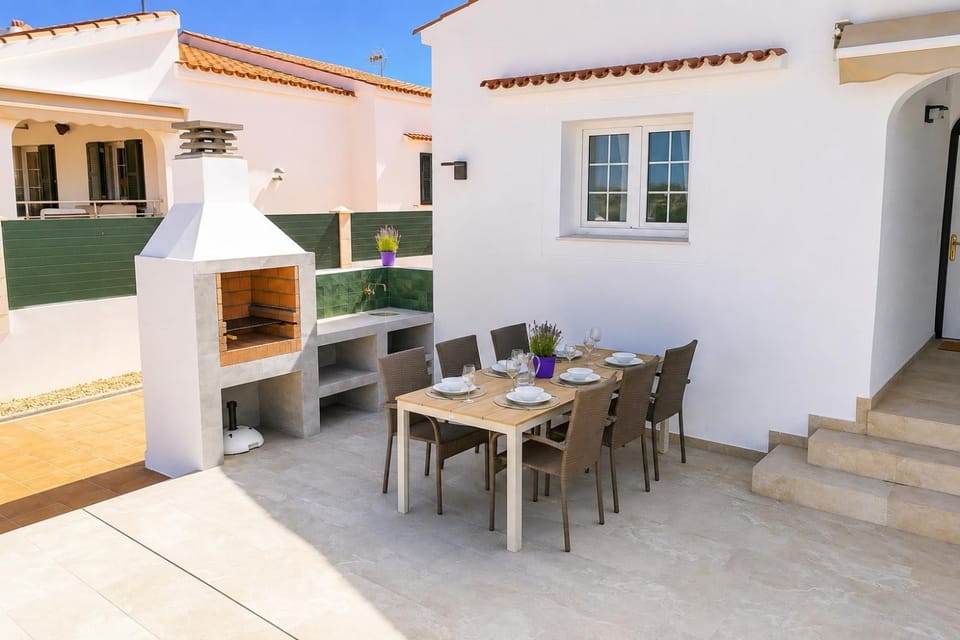 Villa Vistamar - Piscina privada, vistas al mar y a 5 min de la playa House in Balearic Islands