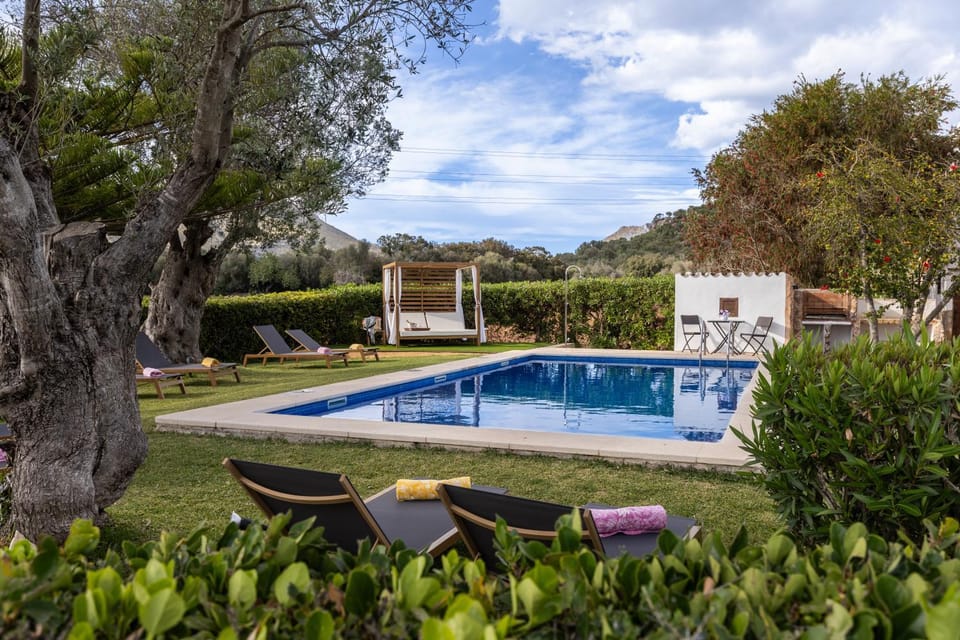 Villa Almadrava - Puerto Pollensa - Llenaire Villa in Raiguer