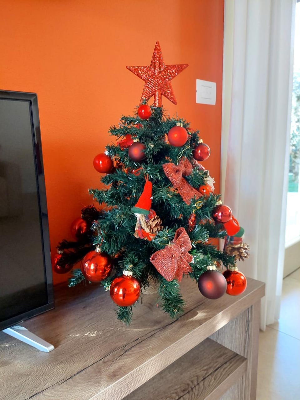 Casa Pergola 2 - Fronte piscina, parking Apartment in Bardolino