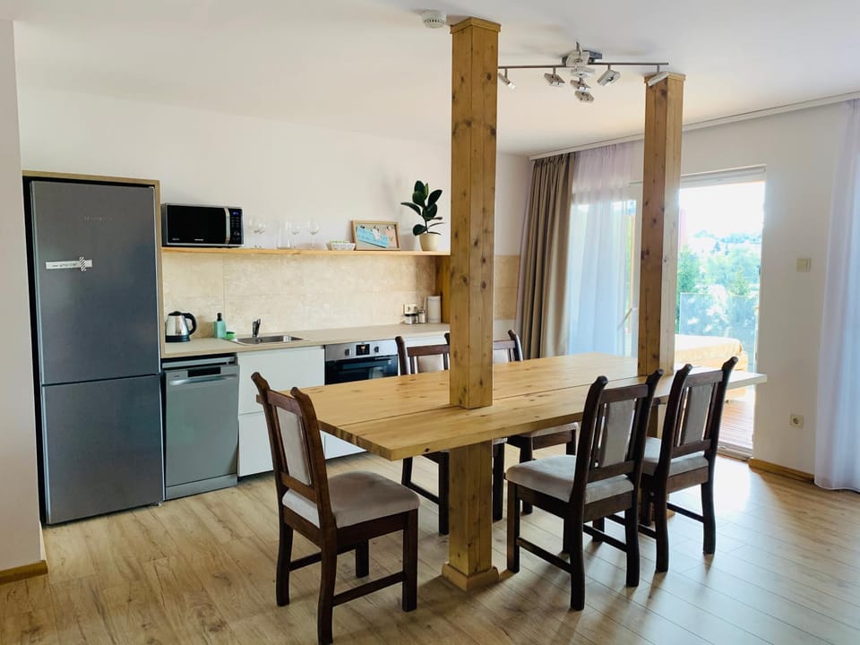 Kitchen or kitchenette, Living room, Dining area
