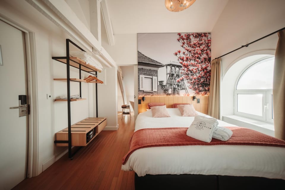 Bed, Bedroom, wardrobe