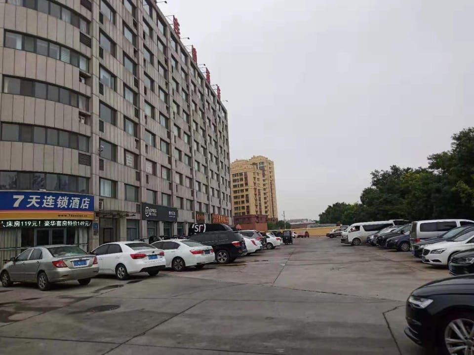 7Days Inn Zibo Dongsi Road Shengshi Xincheng Hotel in Shandong