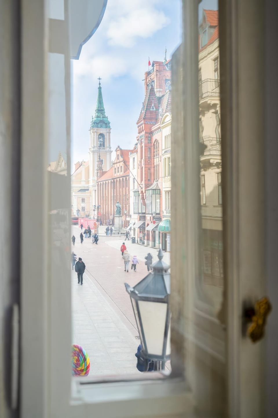 View (from property/room), City view, Landmark view, Street view