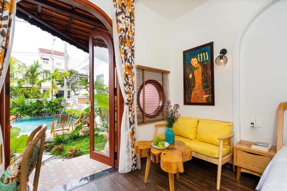 Seating area, Bedroom, Pool view