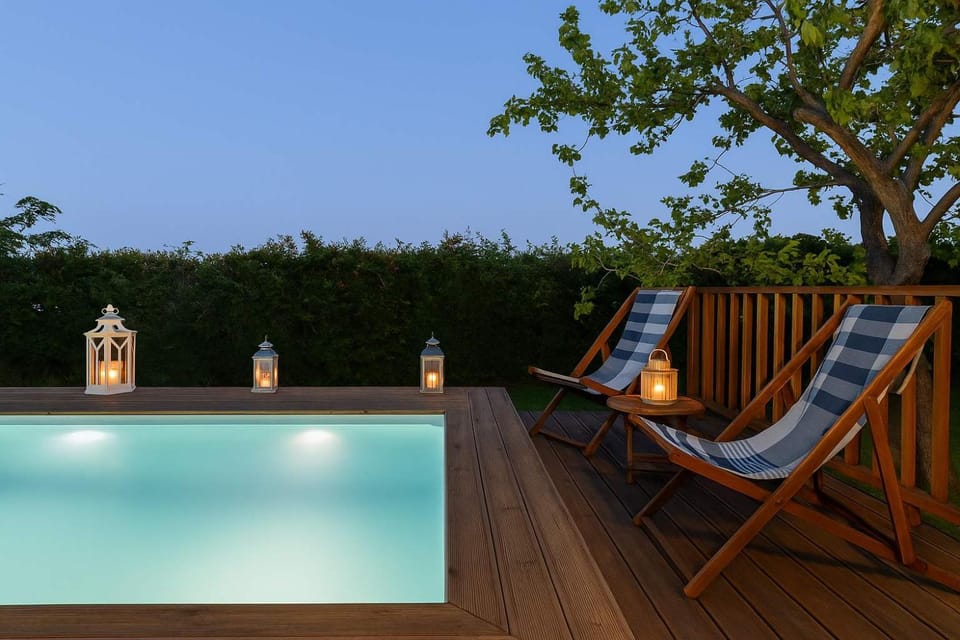 Patio, Swimming pool