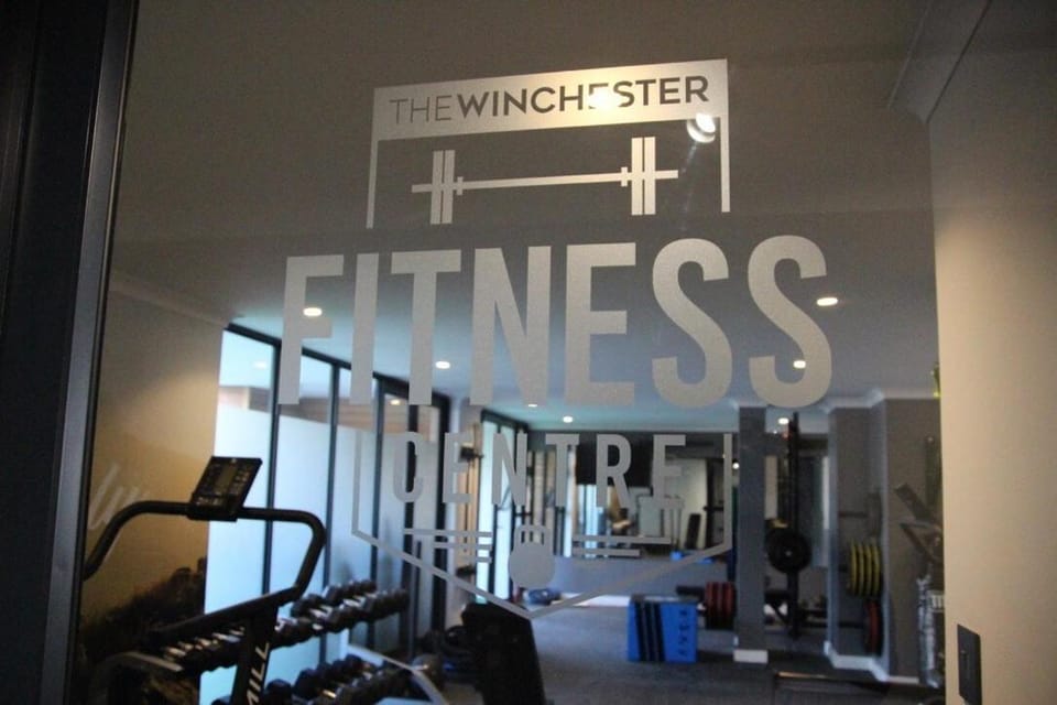 Mondaine Central Luxurious Spacious And Trendy Apartment in Cape Town