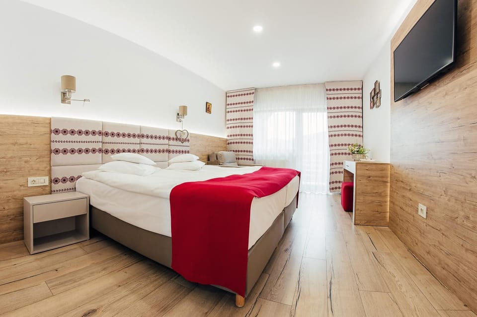 Blumenhof Bucovina Bed and Breakfast in Romania