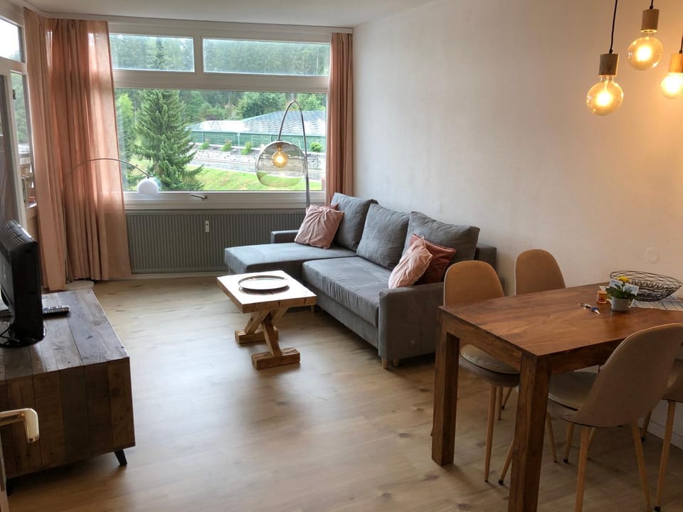 Living room, Seating area, Dining area