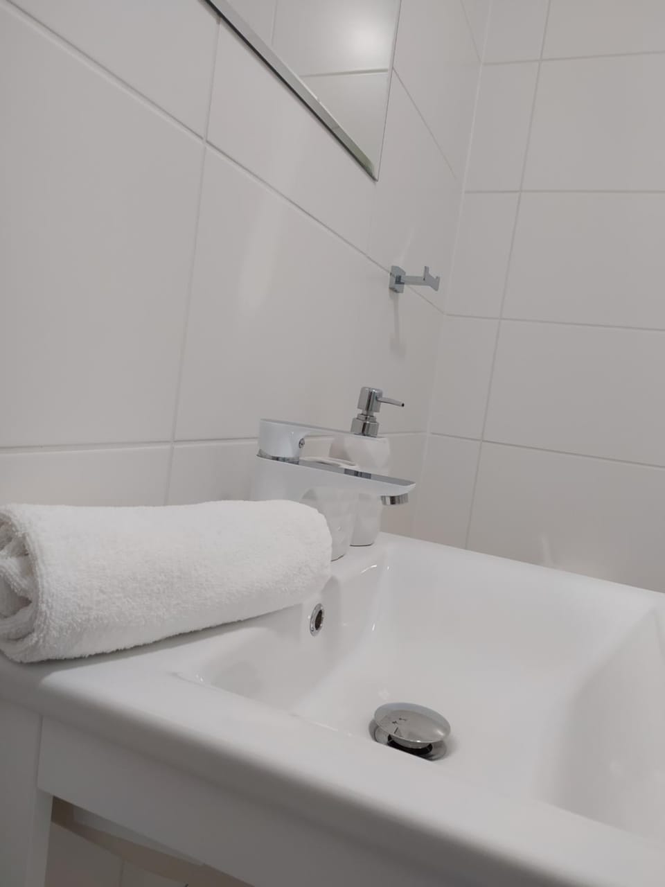 Bathroom, towels