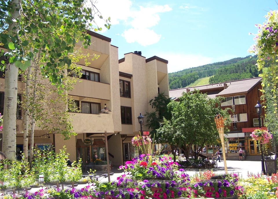 Property building, Spring
