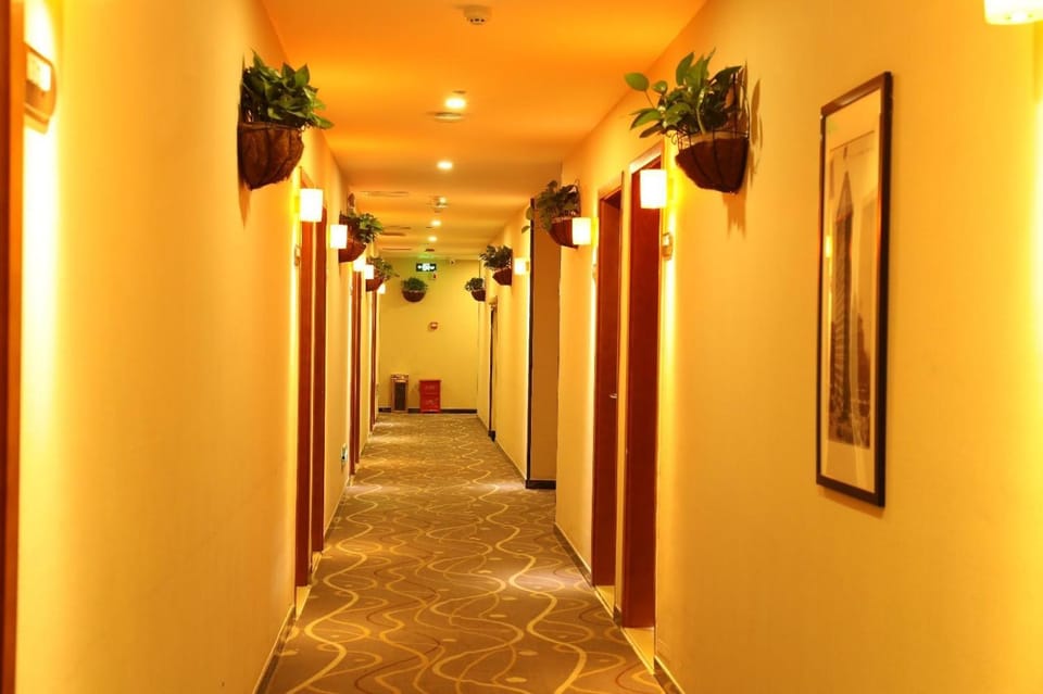 7Days Premium Chengdu Dufu Thatched Cottage Hotel in Chengdu