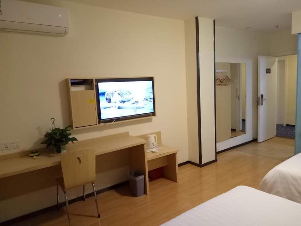 7Days Inn Old Town of Lijiang The Grand Water Wheel Hotel in China