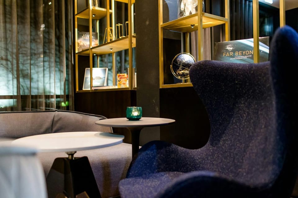 Lounge or bar