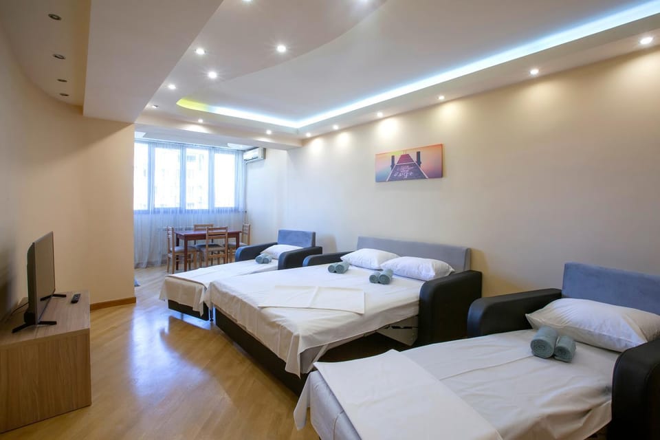 Communal lounge/ TV room, Living room