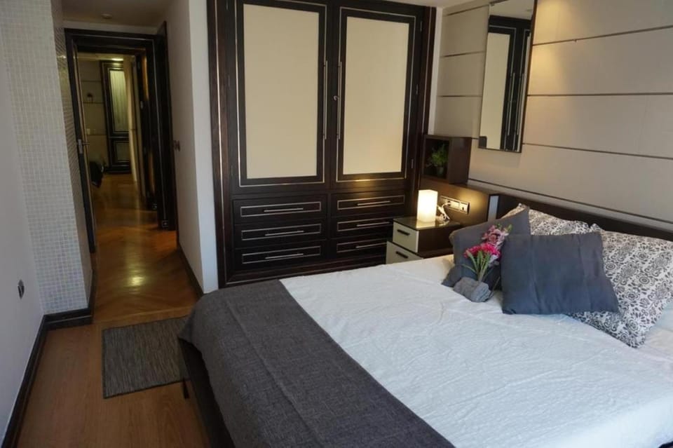 Apartamento Estación María Zambrano y Playa Apartment in Malaga
