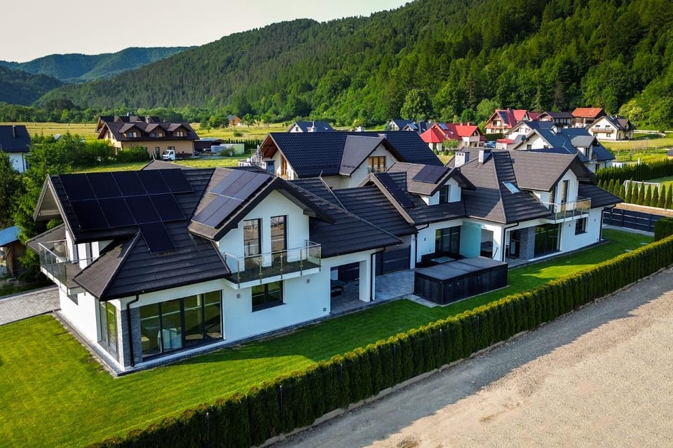 Property building, Garden, Garden view