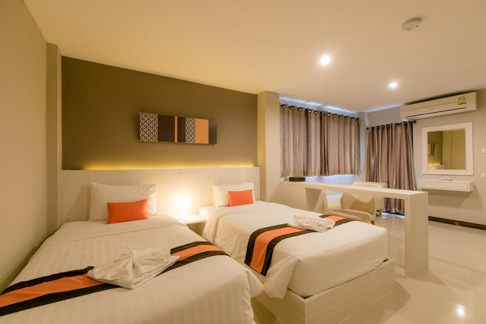 Bed, TV and multimedia, Photo of the whole room, Bedroom, air conditioner