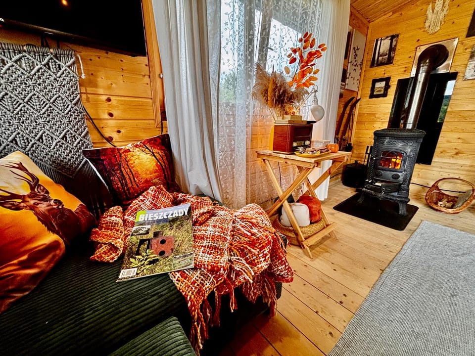Bieszczadzka Osada Saunowisko w cenie jacuzzi na wyłączność, sauna basen Chalet in Poland