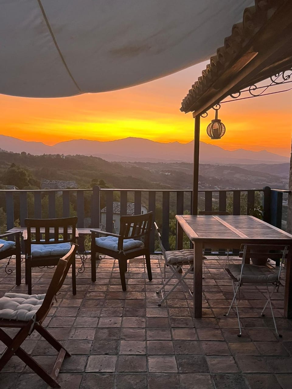La casa dalle finestre blu Bed and Breakfast in Abruzzo