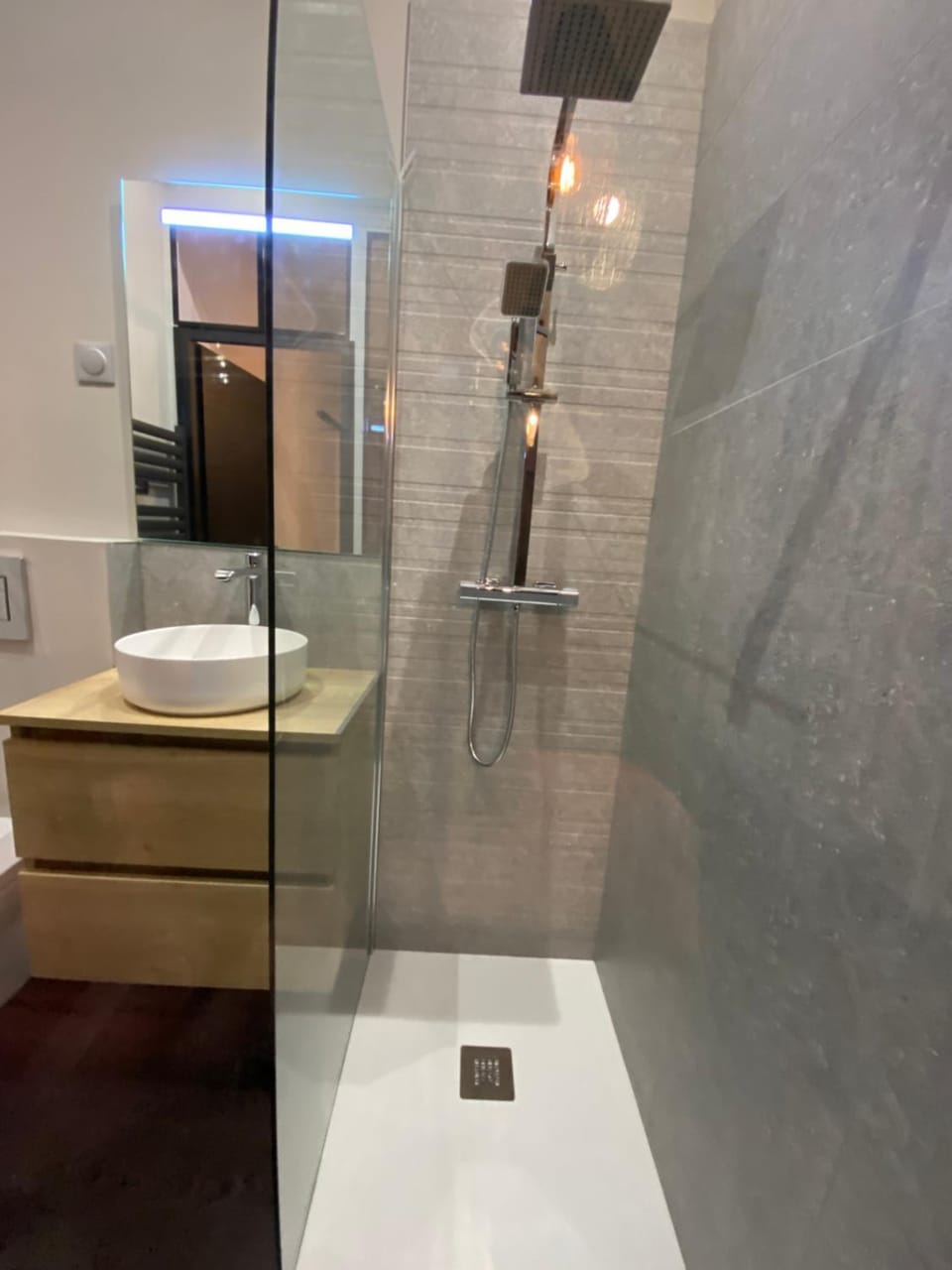Shower, Bathroom