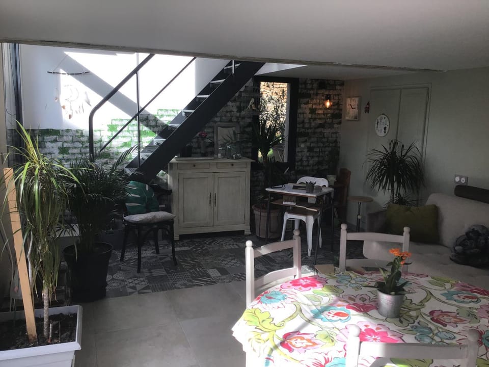 Living room, Bedroom