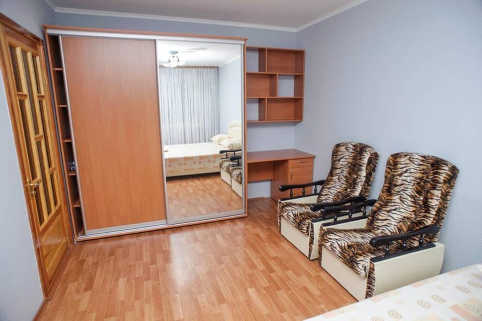 ул. Героев Днепра 5, рядом Днепр Apartment in Ukraine