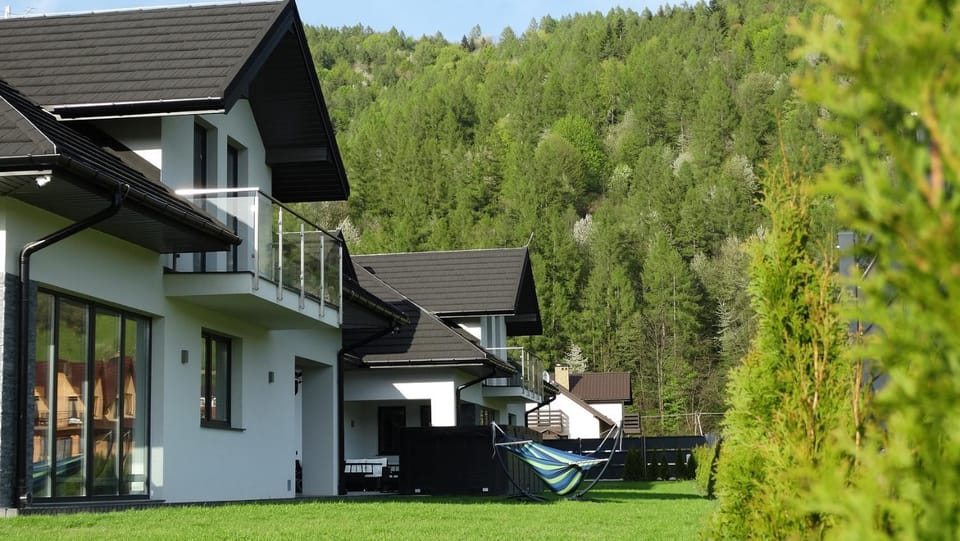 Property building, Garden, Seating area