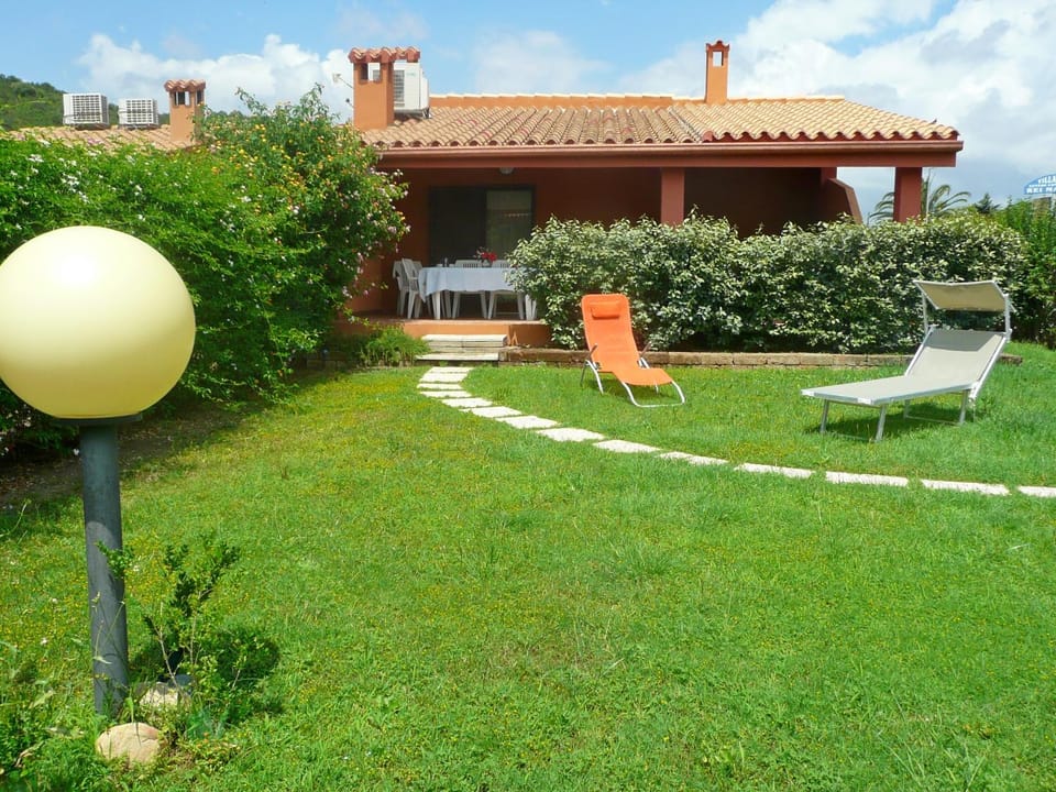 Property building, Garden