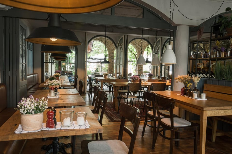 Restaurant/places to eat