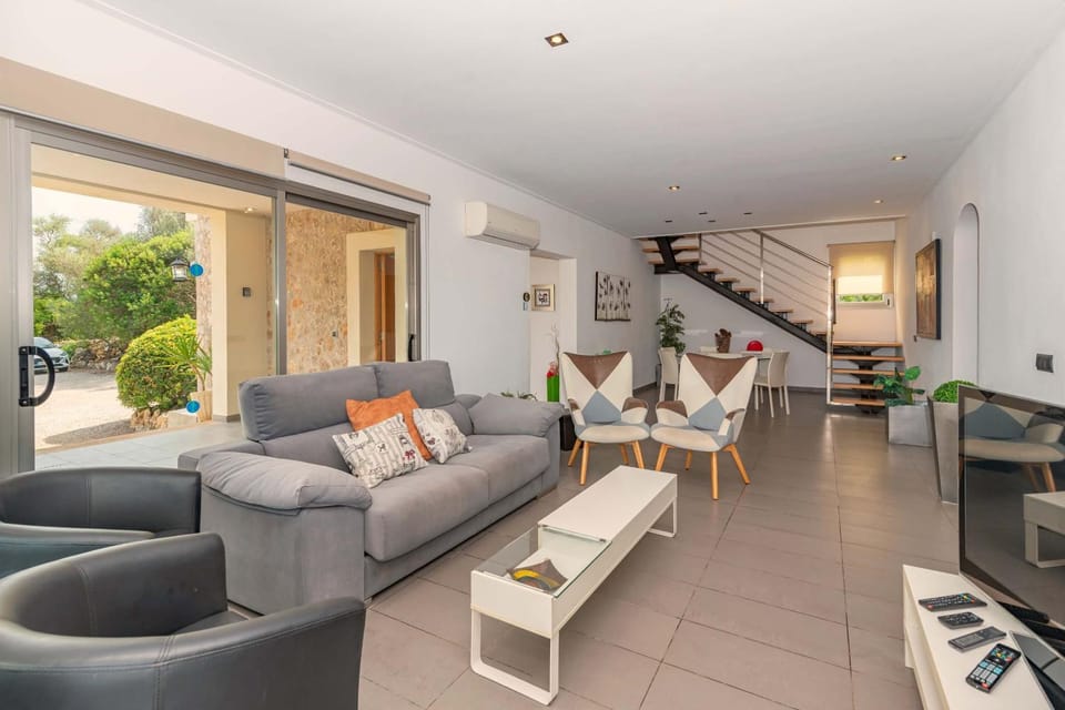 Communal lounge/ TV room, Living room, Lounge or bar, Dining area